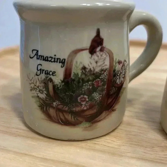 Salt and Pepper shakers from Yesteryears pottery Marshall Texas 3” tall - Picture 3 of 5